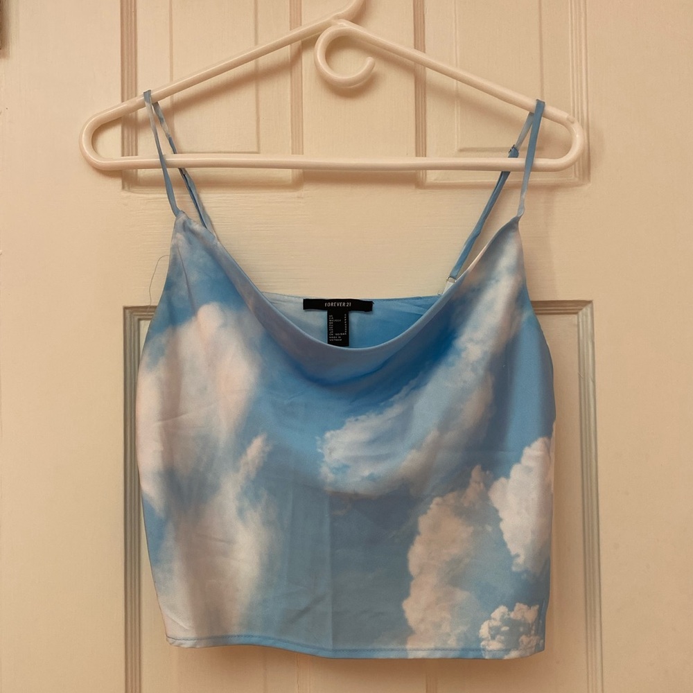 Forever21 Blue and White Cloud Pattern Tank Top